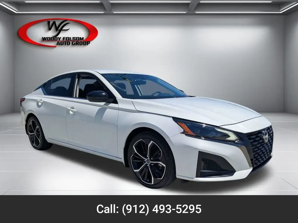 White 2024 Nissan Altima 2.5 SR for sale in Baxley, GA