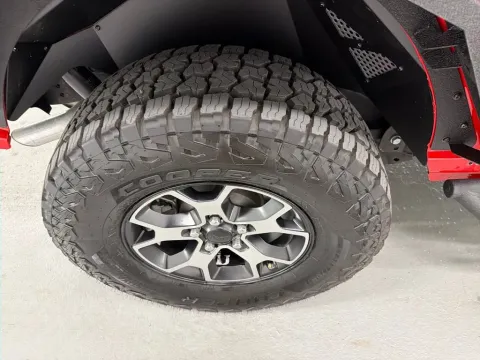 More photos of 2021 Jeep Wrangler Unlimited Rubicon at Woody Folsom CDJR of Baxley, GA