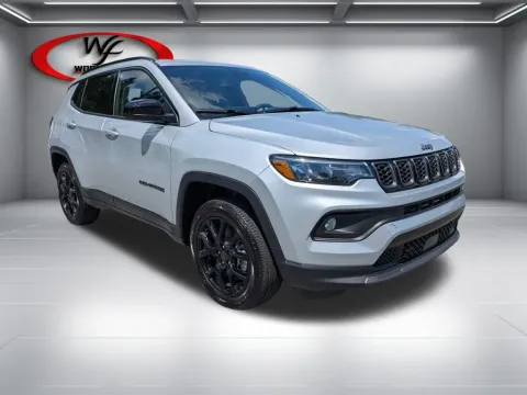 Photos of 2026 Jeep Compass Latitude Altitude for sale in Baxley, GA at Woody Folsom CDJR of Baxley