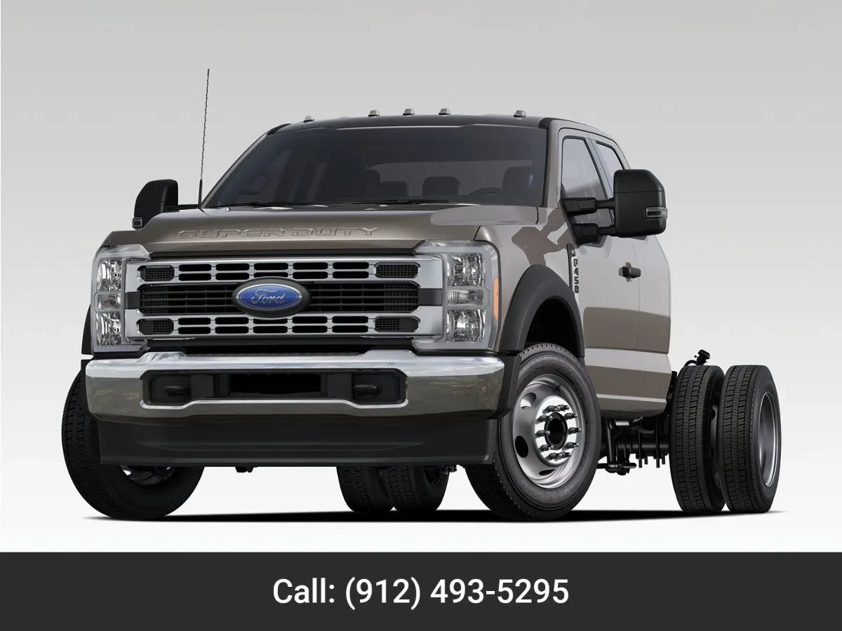 2023 Ford Super Duty F-450 DRW LARIAT