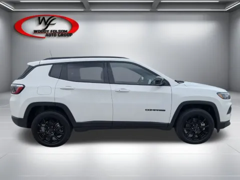 Photos of 2026 Jeep Compass Latitude Altitude for sale in Baxley, GA at Woody Folsom CDJR of Baxley
