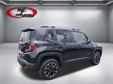 More photos of 2023 Jeep Renegade Trailhawk at Woody Folsom CDJR of Baxley, GA