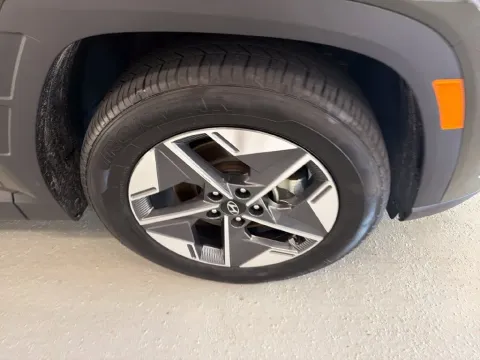 More photos of 2025 Hyundai Tucson SEL at Woody Folsom CDJR of Baxley, GA