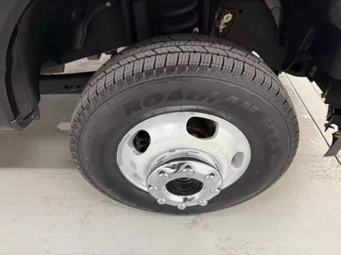 More photos of 2023 Ford Super Duty F-350 DRW XLT at Woody Folsom CDJR of Baxley, GA