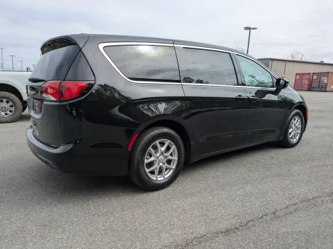 More photos of 2026 Chrysler Voyager LX at Woody Folsom CDJR of Vidalia, GA