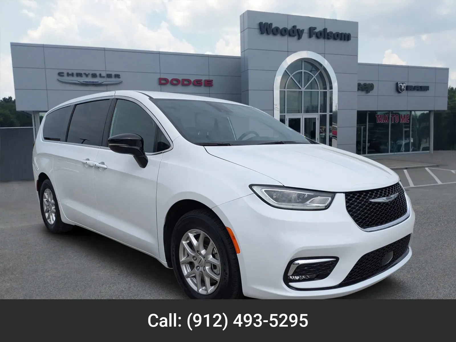 White 2025 Chrysler Pacifica Select for sale in Vidalia, GA