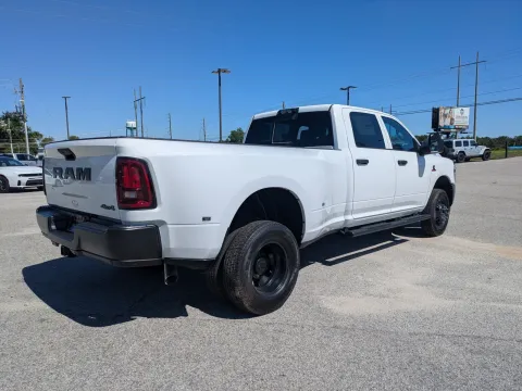 More photos of 2026 Ram 3500 Tradesman at Woody Folsom CDJR of Vidalia, GA