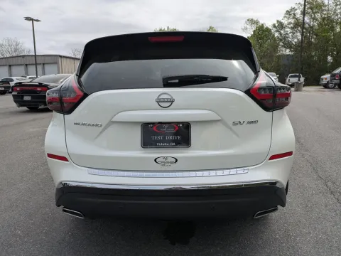 More photos of 2024 Nissan Murano SV at Woody Folsom CDJR of Vidalia, GA