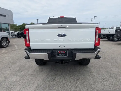 More photos of 2025 Ford Super Duty F-250 SRW LARIAT at Woody Folsom CDJR of Vidalia, GA