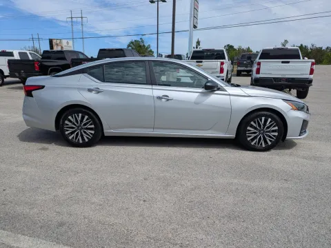 Another view of 2024 Nissan Altima 2.5 SV for sale in Vidalia, GA at Woody Folsom CDJR of Vidalia