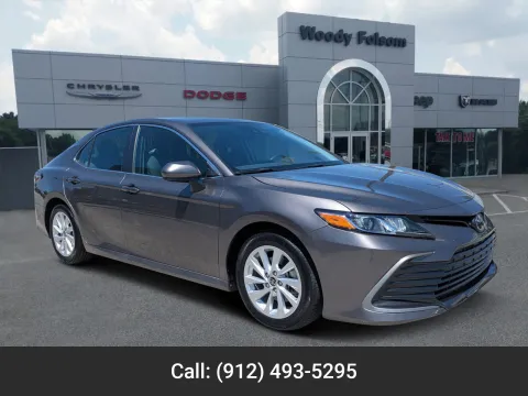 Gray 2024 Toyota Camry LE for sale in Vidalia, GA