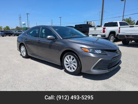 Gray 2024 Toyota Camry LE for sale in Vidalia, GA