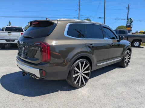More photos of 2024 Kia Telluride S at Woody Folsom CDJR of Vidalia, GA