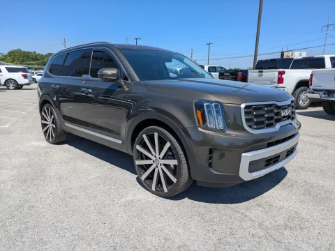 Photos of 2024 Kia Telluride S for sale in Vidalia, GA at Woody Folsom CDJR of Vidalia