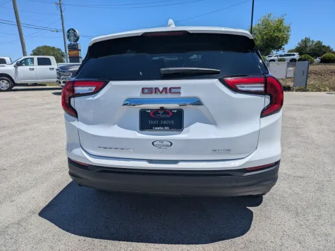 More photos of 2024 GMC Terrain SLE at Woody Folsom CDJR of Vidalia, GA