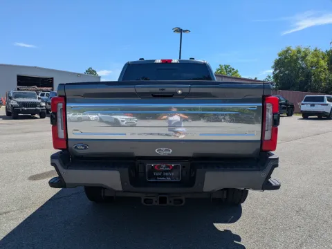 More photos of 2026 Ford Super Duty F-250 SRW Platinum at Woody Folsom CDJR of Vidalia, GA