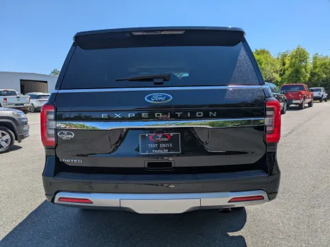 More photos of 2024 Ford Expedition Limited at Woody Folsom CDJR of Vidalia, GA