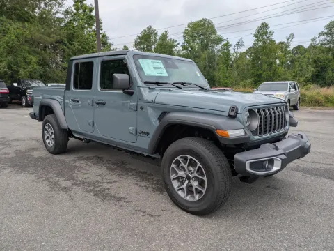 Photos of 2026 Jeep Gladiator Sport S for sale in Vidalia, GA at Woody Folsom CDJR of Vidalia