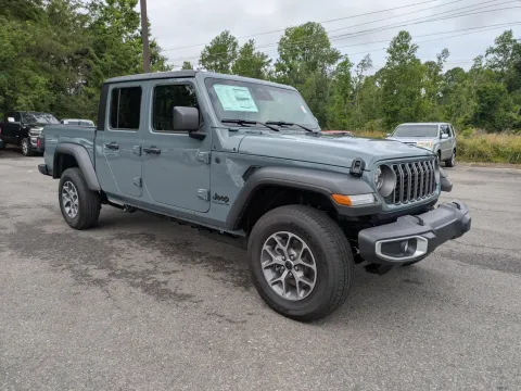Photos of 2026 Jeep Gladiator Sport S for sale in Vidalia, GA at Woody Folsom CDJR of Vidalia