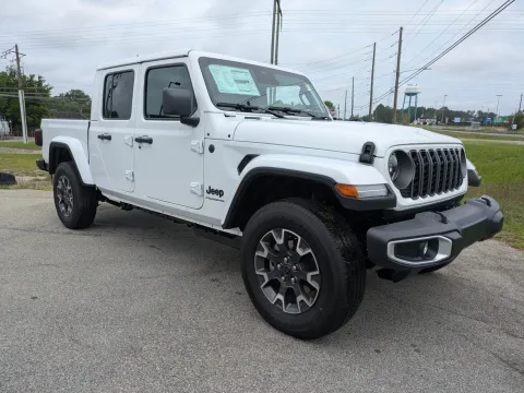 Photos of 2026 Jeep Gladiator Sahara for sale in Vidalia, GA at Woody Folsom CDJR of Vidalia