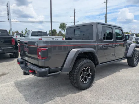 More photos of 2022 Jeep Gladiator Rubicon at Woody Folsom CDJR of Vidalia, GA