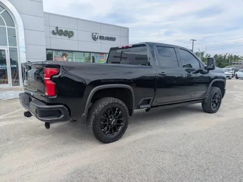 More photos of 2025 Chevrolet Silverado 2500 HD High Country at Woody Folsom CDJR of Vidalia, GA