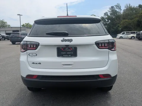 More photos of 2026 Jeep Compass Latitude Altitude at Woody Folsom CDJR of Vidalia, GA