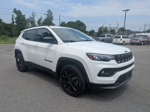 Photos of 2026 Jeep Compass Latitude Altitude for sale in Vidalia, GA at Woody Folsom CDJR of Vidalia