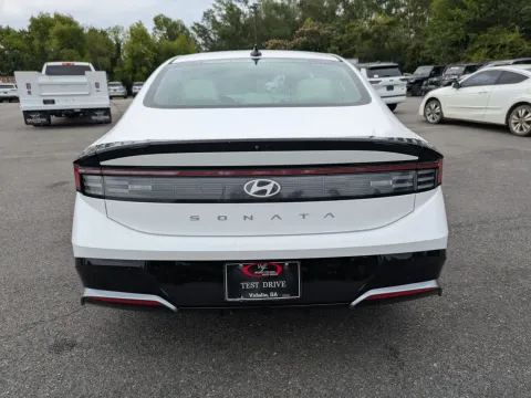 More photos of 2025 Hyundai Sonata SEL at Woody Folsom CDJR of Vidalia, GA