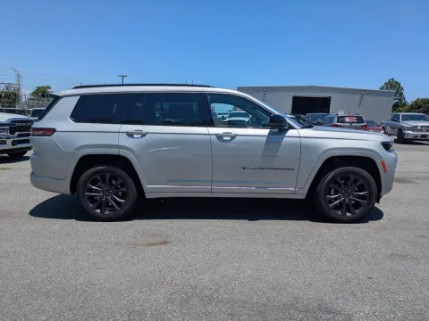 Another view of 2026 Jeep Grand Cherokee L Limited Reserve for sale in Vidalia, GA at Woody Folsom CDJR of Vidalia