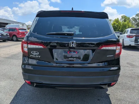 More photos of 2022 Honda Pilot Sport at Woody Folsom CDJR of Vidalia, GA