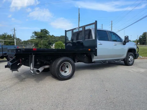 More photos of 2021 Chevrolet Silverado 3500 HD CC LT at Woody Folsom CDJR of Vidalia, GA