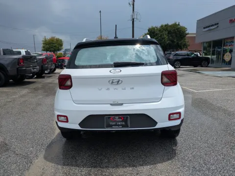 More photos of 2024 Hyundai Venue Limited at Woody Folsom CDJR of Vidalia, GA