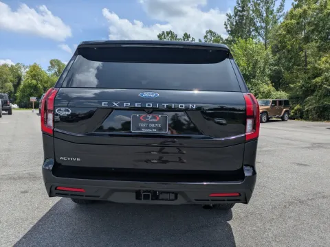 More photos of 2025 Ford Expedition Active at Woody Folsom CDJR of Vidalia, GA