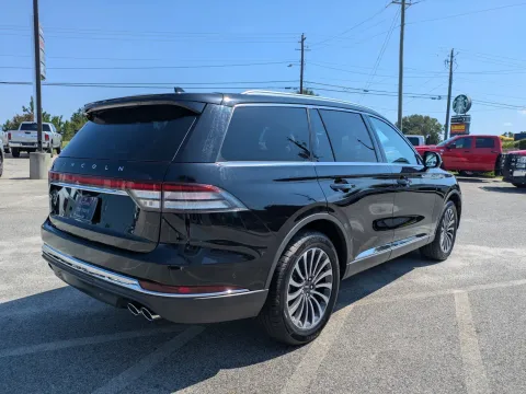 More photos of 2023 Lincoln Aviator Reserve at Woody Folsom CDJR of Vidalia, GA