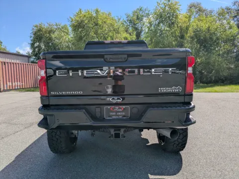 More photos of 2024 Chevrolet Silverado 2500 HD High Country at Woody Folsom CDJR of Vidalia, GA