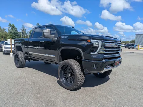 Photos of 2024 Chevrolet Silverado 2500 HD High Country for sale in Vidalia, GA at Woody Folsom CDJR of Vidalia