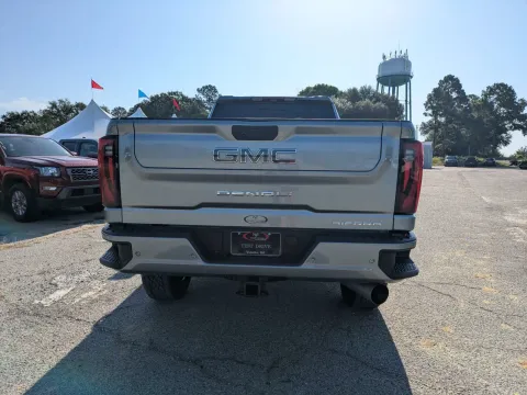 More photos of 2025 GMC Sierra 3500 HD Denali Ultimate at Woody Folsom CDJR of Vidalia, GA