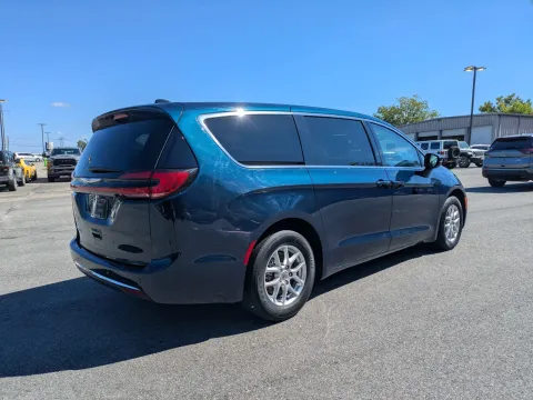 More photos of 2023 Chrysler Pacifica Touring L at Woody Folsom CDJR of Vidalia, GA