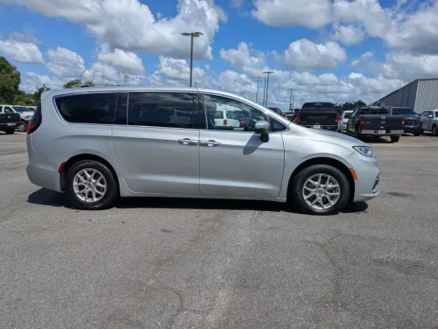 Another view of 2023 Chrysler Pacifica Touring L for sale in Vidalia, GA at Woody Folsom CDJR of Vidalia