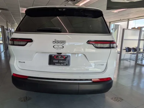 More photos of 2027 Jeep Grand Cherokee L Limited at Woody Folsom CDJR of Vidalia, GA