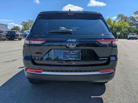 More photos of 2026 Jeep Grand Cherokee Limited at Woody Folsom CDJR of Vidalia, GA