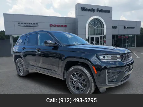 Black 2027 Jeep Grand Cherokee Laredo Altitude for sale in Vidalia, GA