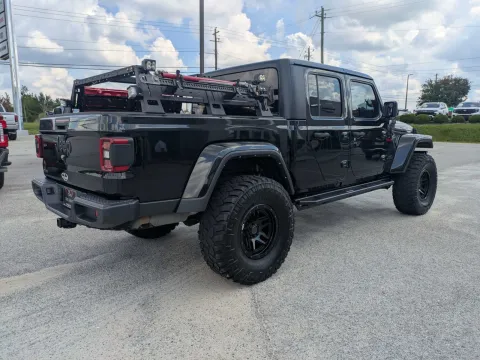 More photos of 2021 Jeep Gladiator Sport S at Woody Folsom CDJR of Vidalia, GA