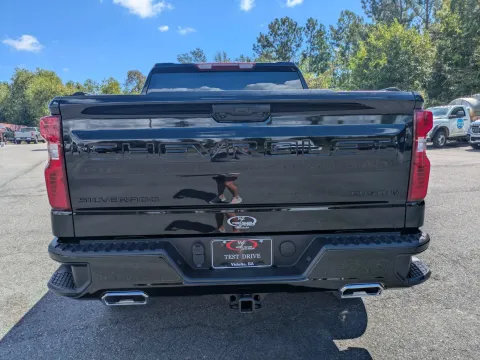 More photos of 2025 Chevrolet Silverado 1500 Custom Trail Boss at Woody Folsom CDJR of Vidalia, GA