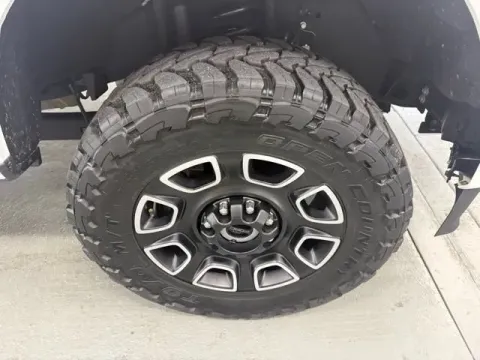 More photos of 2024 Ford Super Duty F-250 SRW Platinum at Woody Folsom Ford, GA