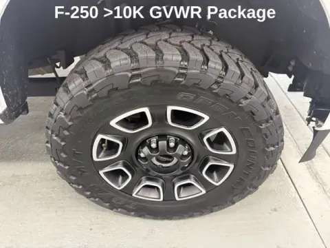 More photos of 2024 Ford F-250SD Platinum at Woody Folsom Ford, GA