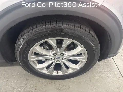More photos of 2022 Ford Explorer XLT at Woody Folsom Ford, GA