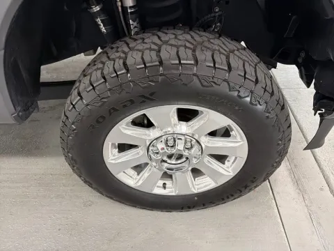 More photos of 2022 Ford Super Duty F-250 SRW Platinum at Woody Folsom Ford, GA