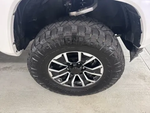 More photos of 2023 Toyota Tacoma TRD Sport at Woody Folsom Ford, GA